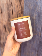 Load image into Gallery viewer, Vine + Vessel Wood Wick Candles