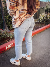 Load image into Gallery viewer, “Casual Weekend” Light Wash Jeans