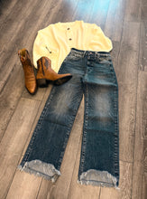 Load image into Gallery viewer, “Spring Fling” Dark Wash Jean