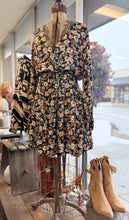 Load image into Gallery viewer, “Fallin’ For You” Dress