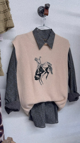“Howdy” Sweater Vest (Up To XL)