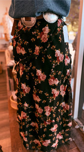 “Summer Fling” Black Floral Skirt