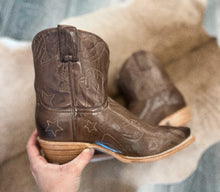 Load image into Gallery viewer, “Cowgirl Heart” Brown Bootie